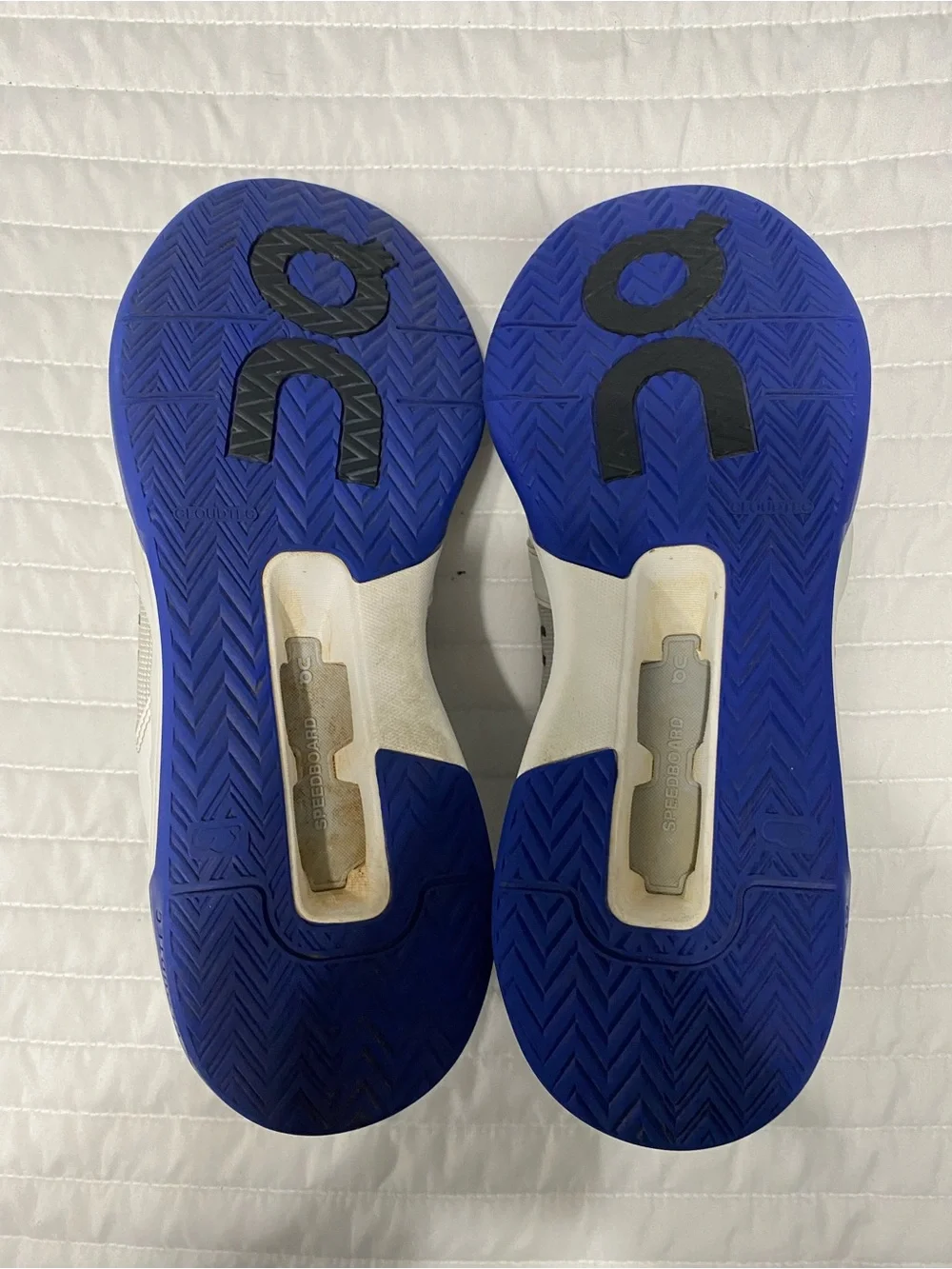 On Cloud The Roger  Clubhouse Pro Sneakers Men’s Size 8.5